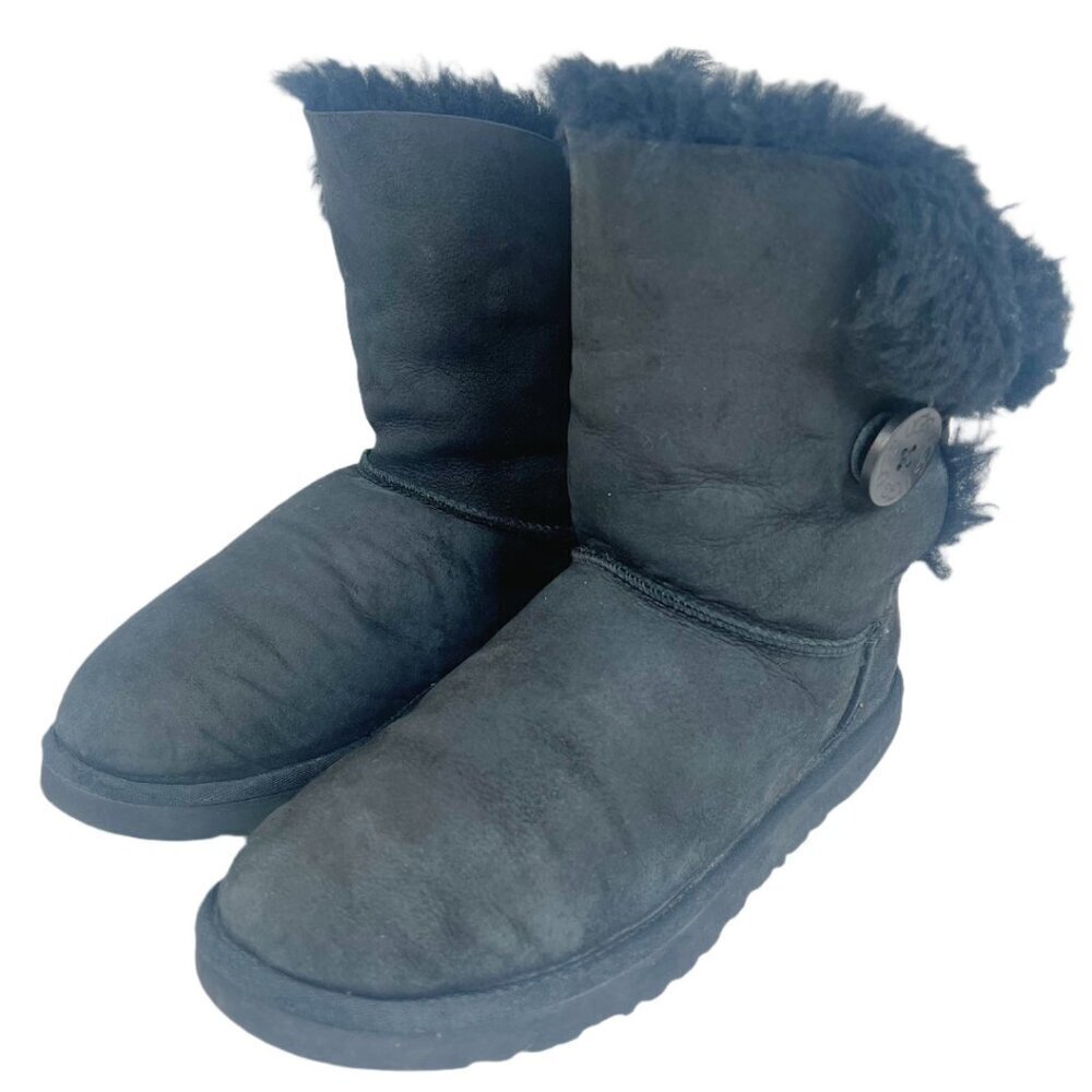 UGG Australia Women's Bailey Button II Black Sheepskin Boot Bootie Size 7 - Picture 3 of 13